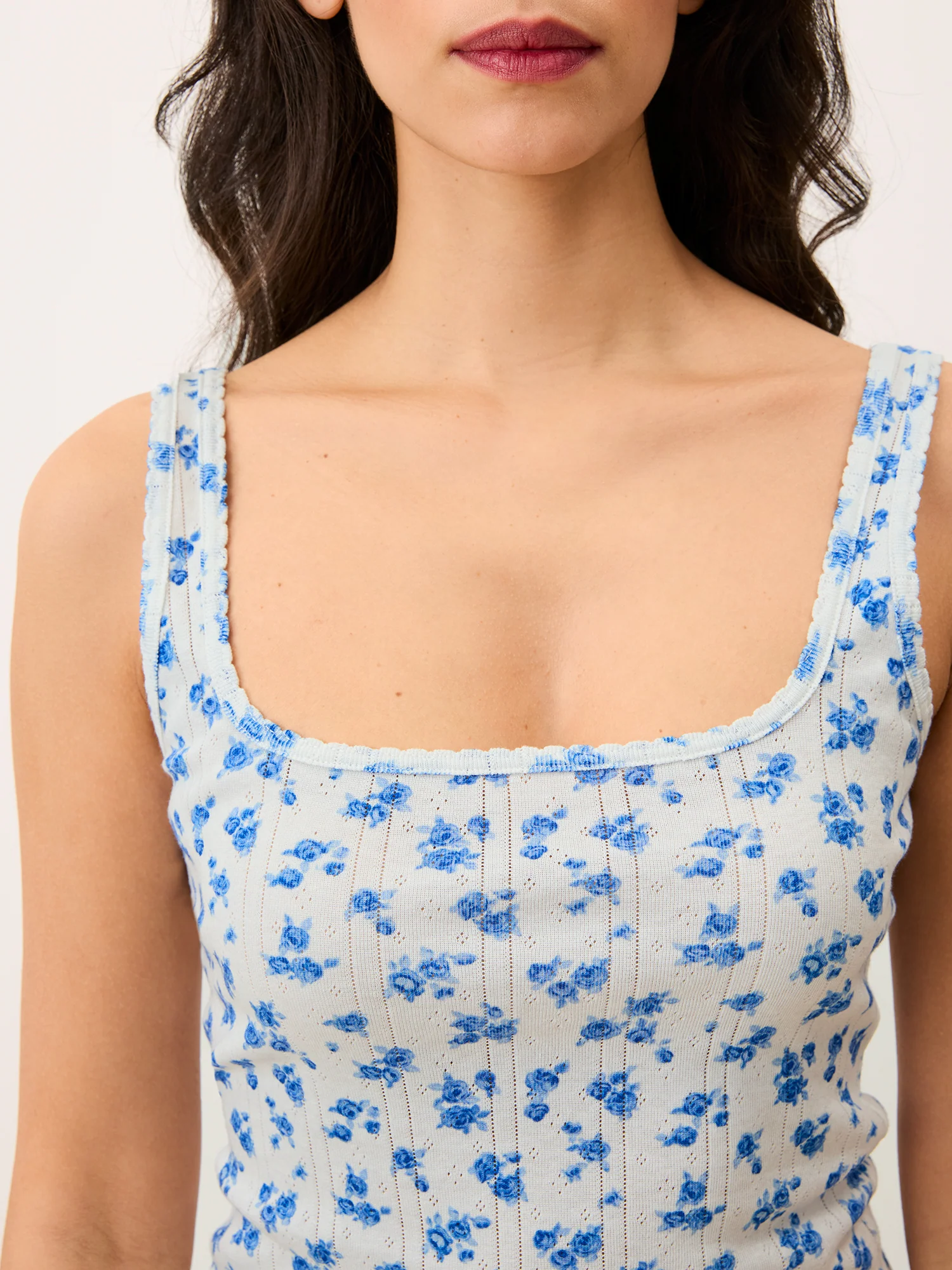Top ANINA - Image 3