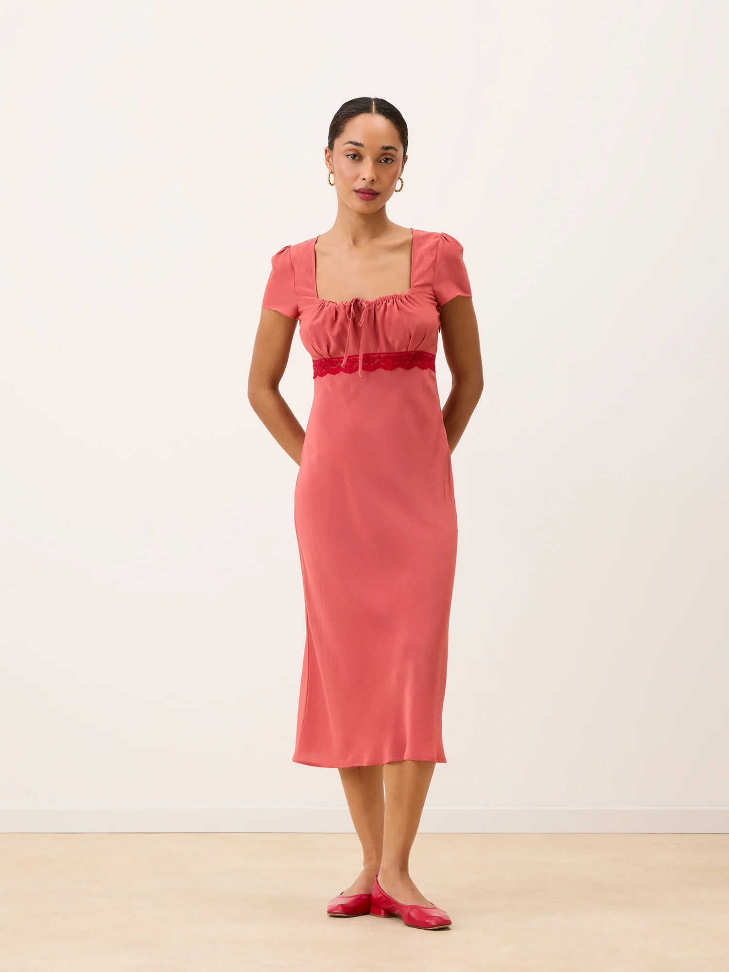 Robe INES - Image 3