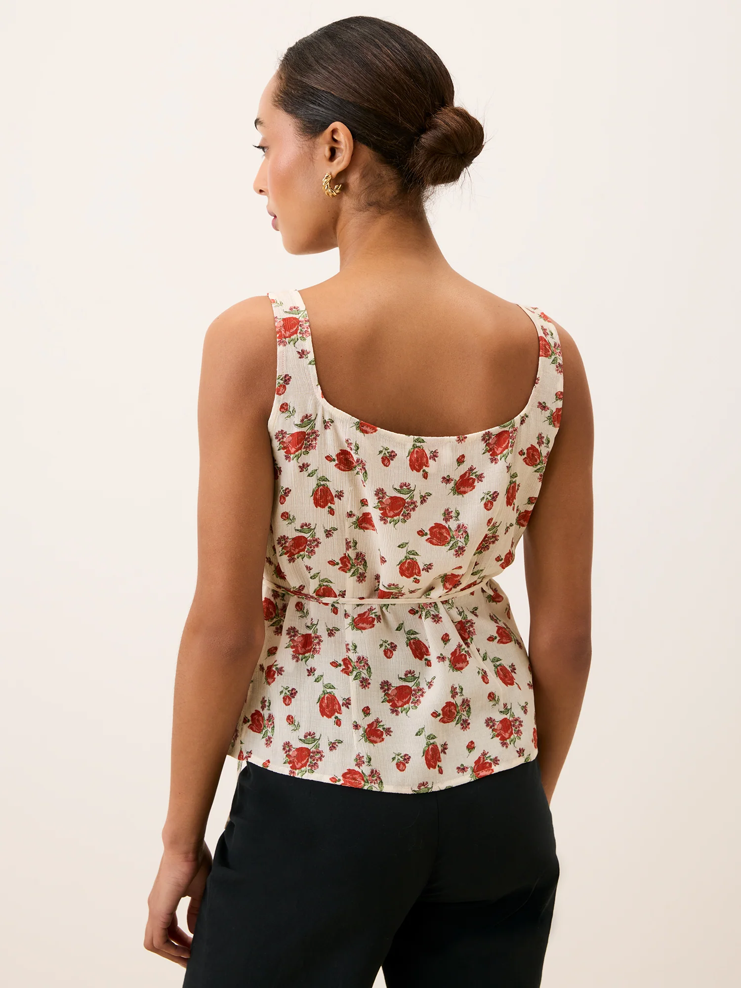 Top NADIA - Image 3